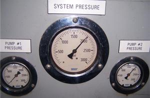 10项酚醛树脂热压拉伸成型液压机液压可靠性检查